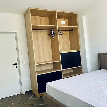 Liv 3 Apartment