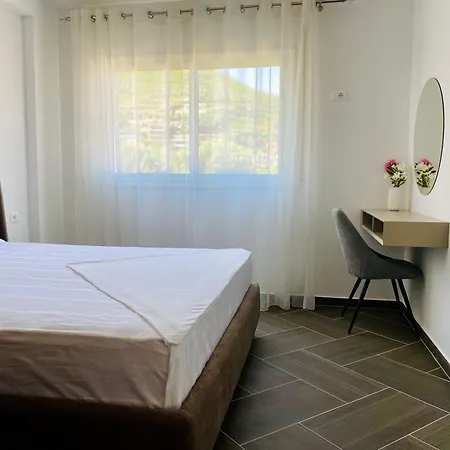 Apartment Liv 3